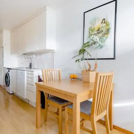 Calm And Tidy Room In Apartment, 14Min Train Ride To City Center Oslo Exterior foto
