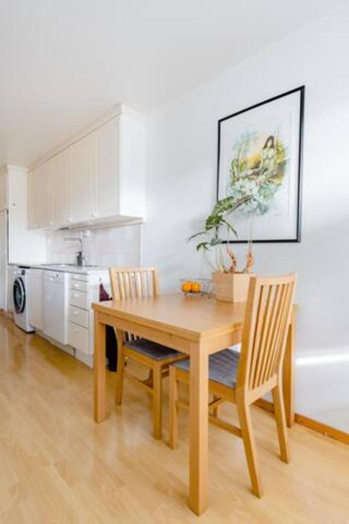 Calm And Tidy In Apartment, 14min Train Ride To Center Campingplatz *