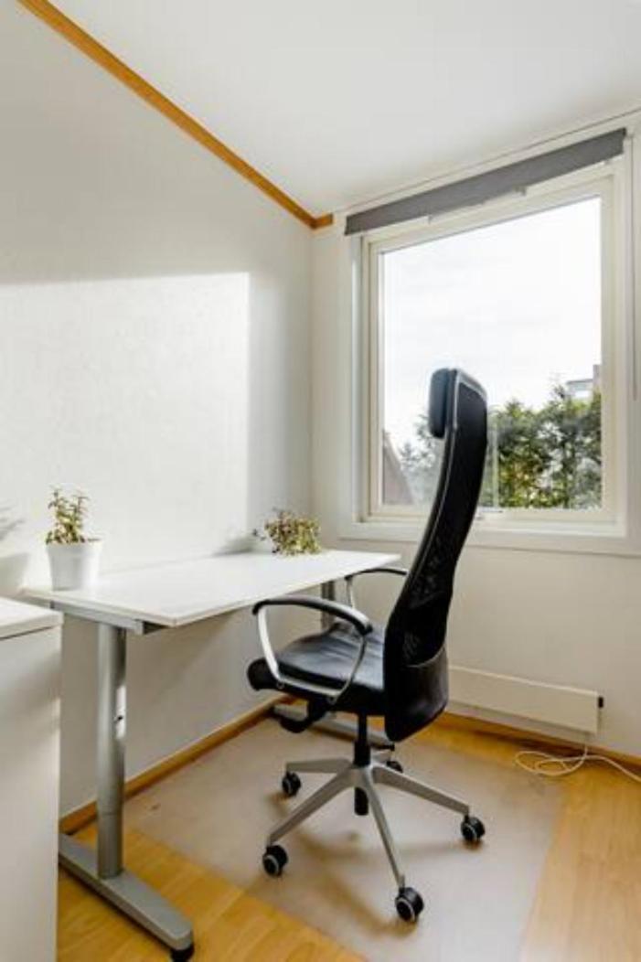 Campingplads Calm And Tidy In Apartment, 14min Train Ride To Center